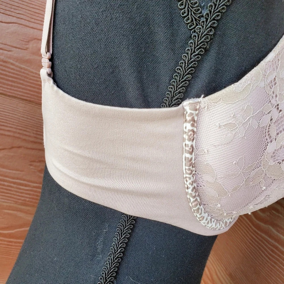 Victoria's Secret Body by Victoria Lined Demi Bra 32DDD - Picture 9 of 16